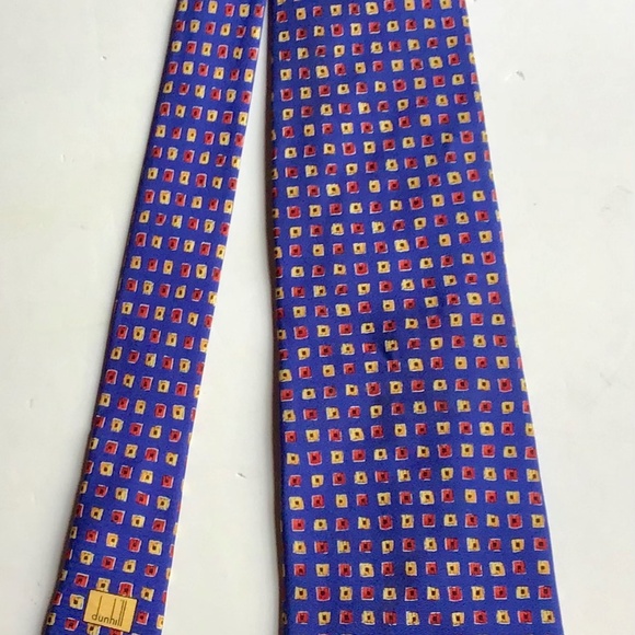 DUNHILL  navy blue with red motifs silk Tie made in Italy 🇮🇹 - Picture 8 of 8